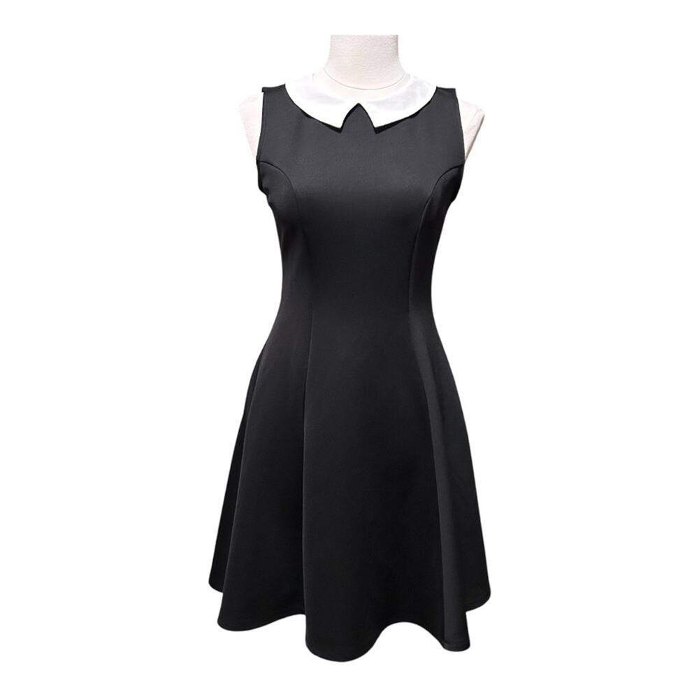 Hot Topic Black and White Collar Sleeveless Gothic Dress Size Small